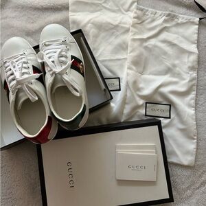Gucci Ace Sneakers w Bee
